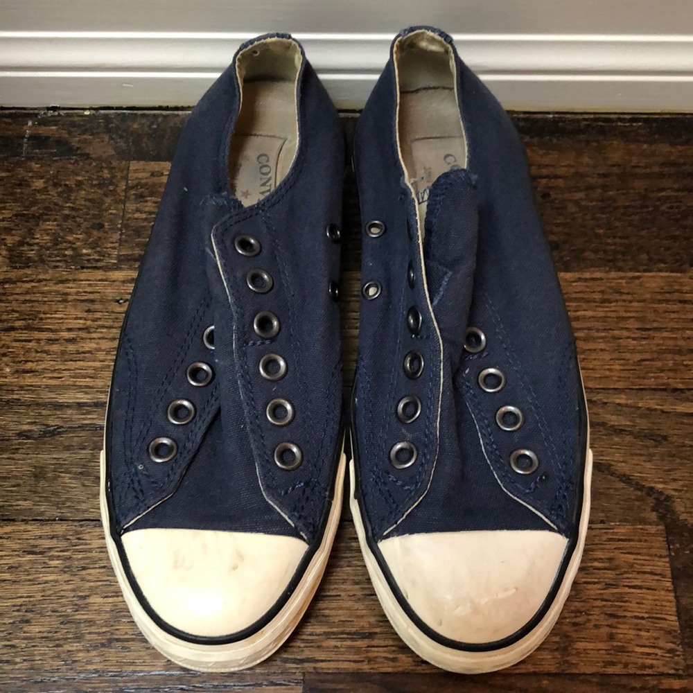 All star sneaker size 7